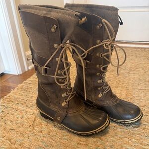 Sorel Brown Lace-Up Winter Boots